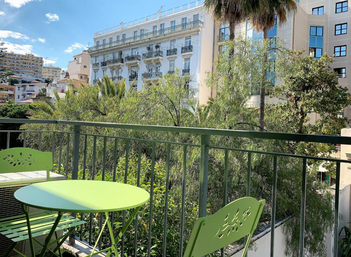 Quiet Studio With A Big Balcony Nice Exteriör bild